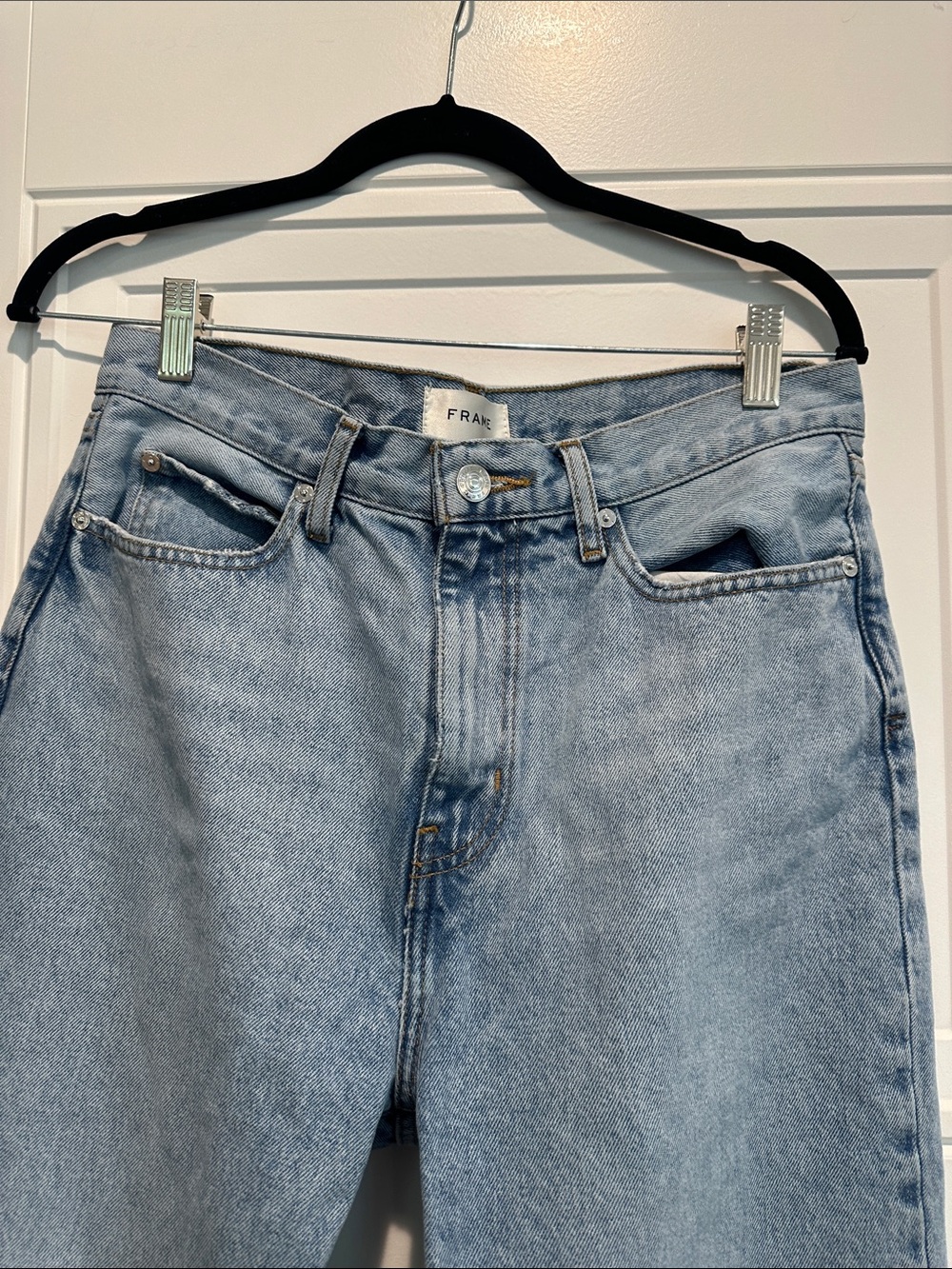 Frame Jeans - Picture 2 of 6